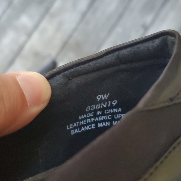 Black Naturalizer Pumps 838N19  Sz 9W - Picture 8 of 8